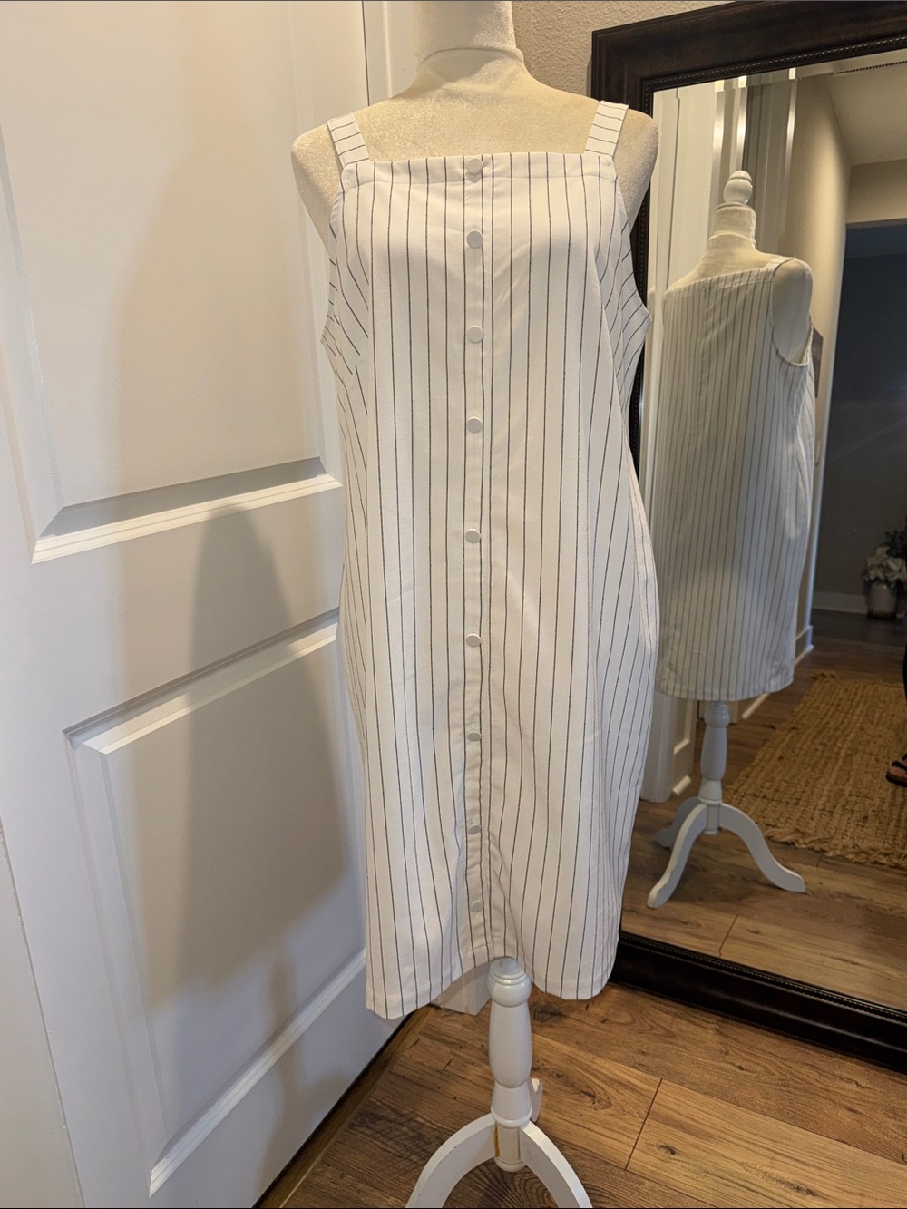 Ann Taylor Classic White Pinstripe Faux Button-Front Sundress